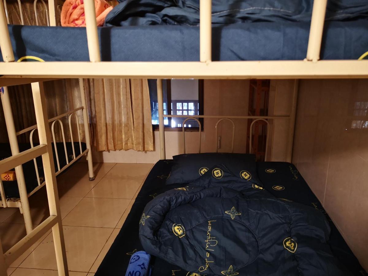Peri Evi Hostel Phnom Penh Bassac Lane Exteriér fotografie