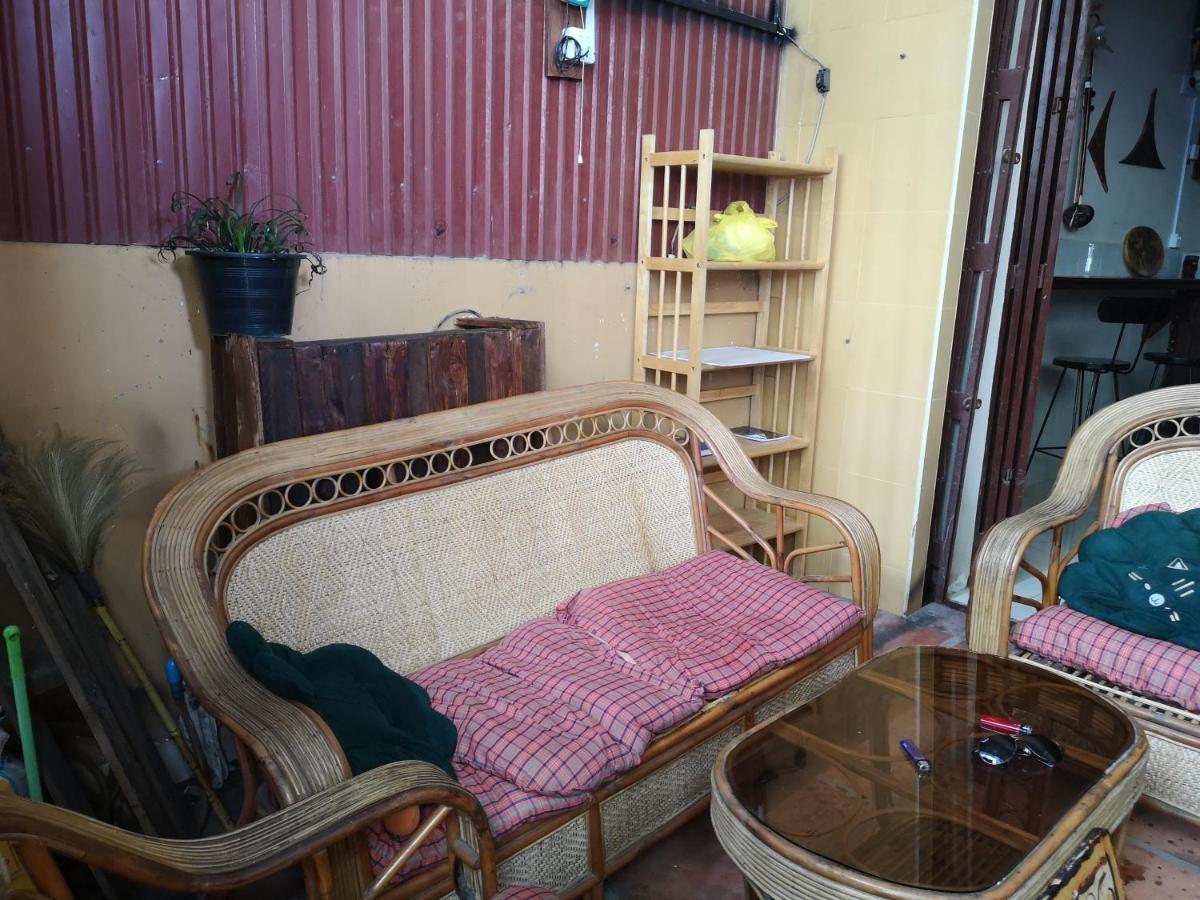 Peri Evi Hostel Phnom Penh Bassac Lane Exteriér fotografie