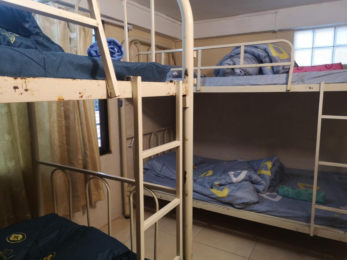 Peri Evi Hostel Phnom Penh Bassac Lane Exteriér fotografie
